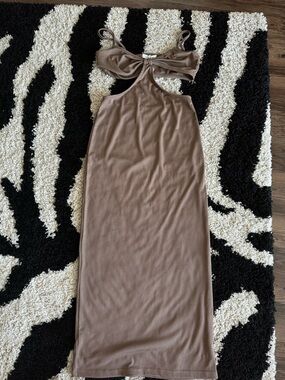Brown Ribbed Cutout Halter Maxi Dress Size M